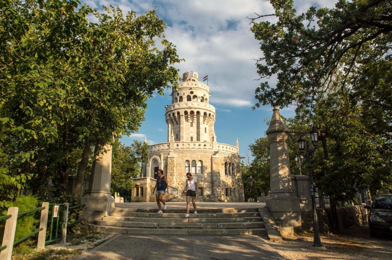 Panoramic Comfort In The Luxurious Green District! Budapesta Exterior foto